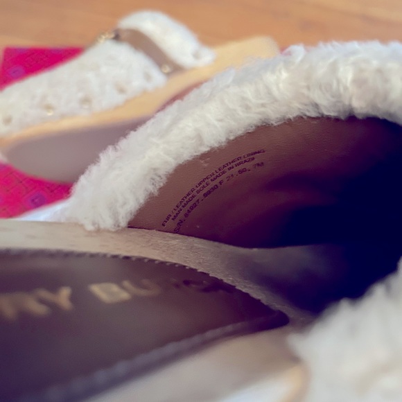 Tory Burch Jessica Sherpa Clogs - Picture 4 of 11